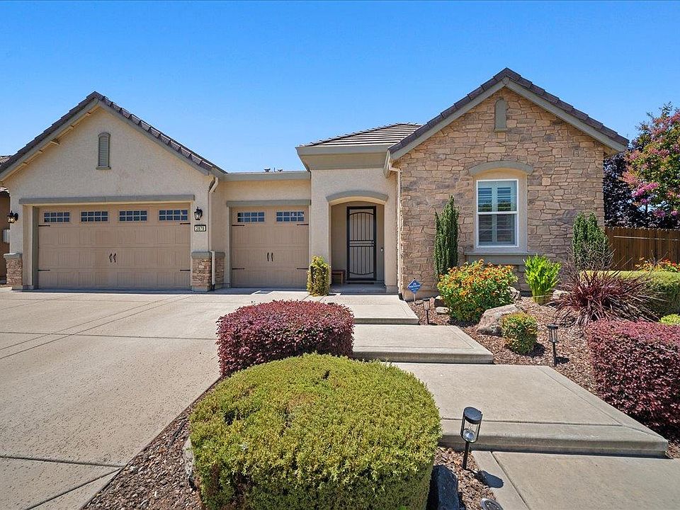 1st image of 2878 Fantail Ln