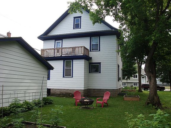 3rd image of 519 Farrington St