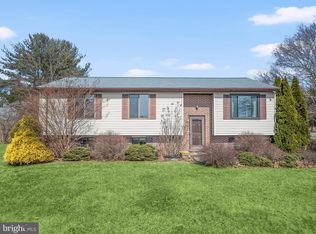 1100 Cedarbrook Rd, Hampstead, MD 21074