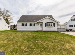 9 Barclay Dr, Pennsville, NJ 08070