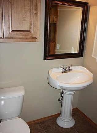 5th image of 621 Bath Ave