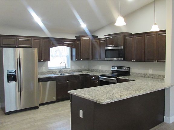 5th image of 7838 N Janeaux Dr