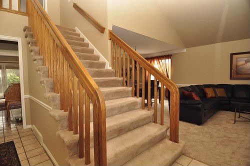 4th image of 2230 E Somerset Dr