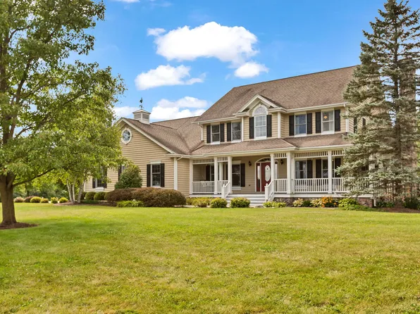 6105 Del Miller Ln, Cary, IL 60013