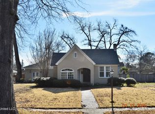 208 E Adams Ave, Greenwood, MS 38930