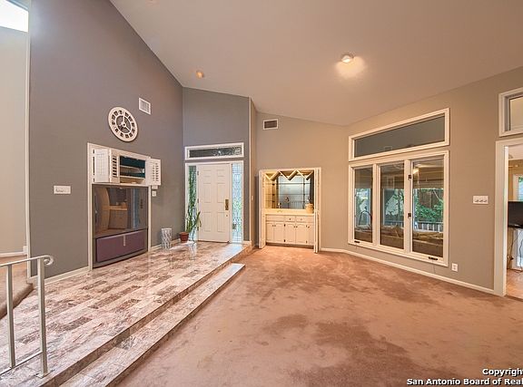 4th image of 13715 Bluff Villas Ct