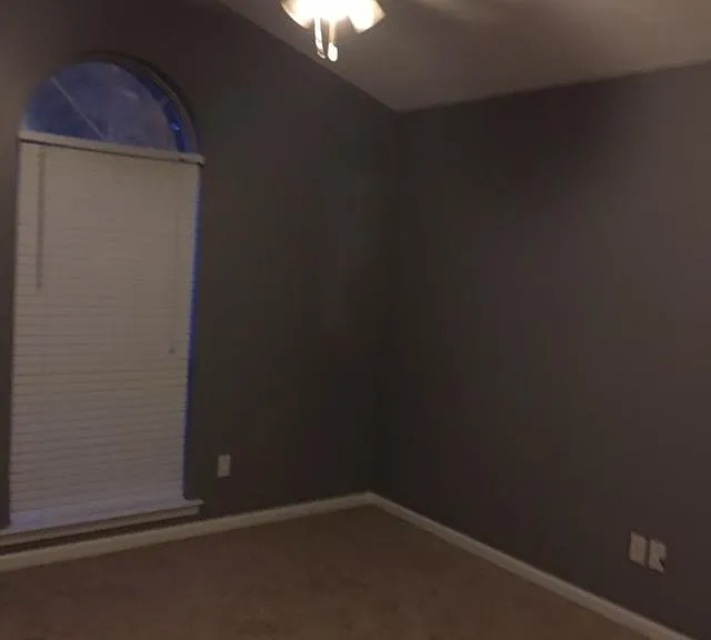 2300 Stoney Creek Dr — Photo 15
