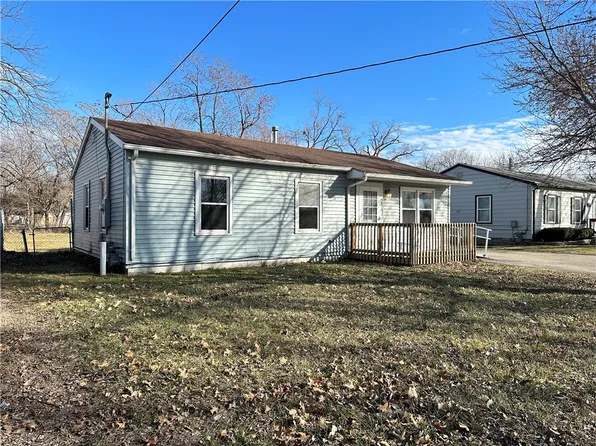 2543 E 23rd St, Des Moines, IA 50317