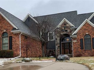 14237 Merci Ave, Sterling Heights, MI 48313