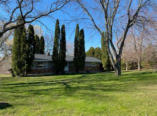 S38W30518 Wern Way, Waukesha, WI 53189