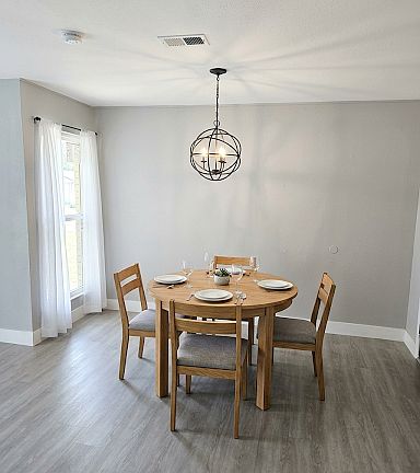 3rd image of 6848 S Creek Dr