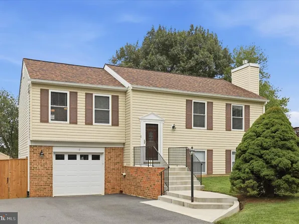 8507 Adventure Ct, Walkersville, MD 21793