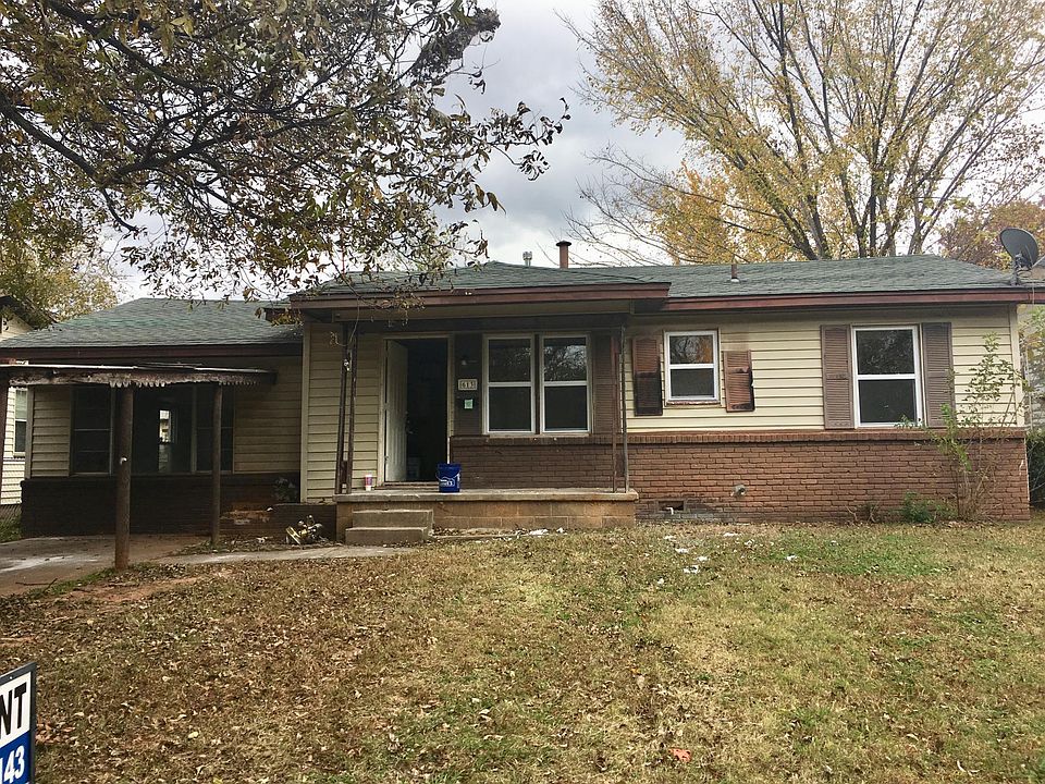 1st image of 613 N 2nd St