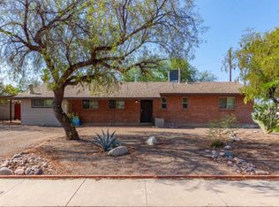 902 S Carnegie Dr, Tucson, AZ 85710