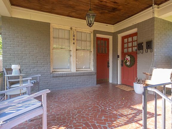 2nd image of 1844 Cowden Ave