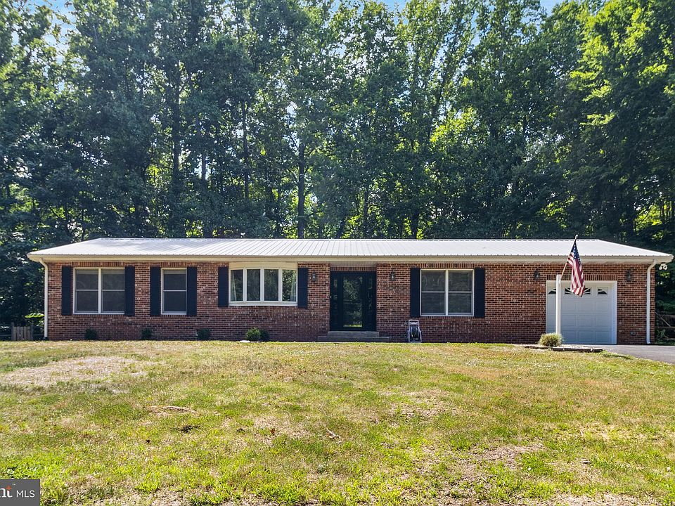1st image of 29539 Carol Ln
