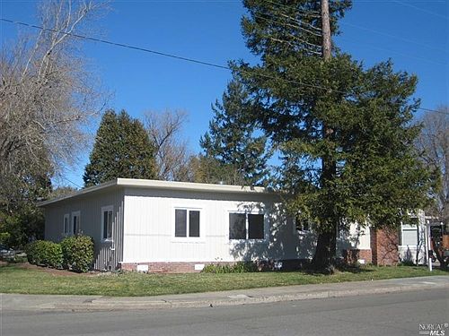 Plenty of parking space!