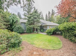 716 Fieldston Rd, Bellingham, WA 98225