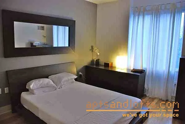 Rented by aptsandlofts.com | media 13