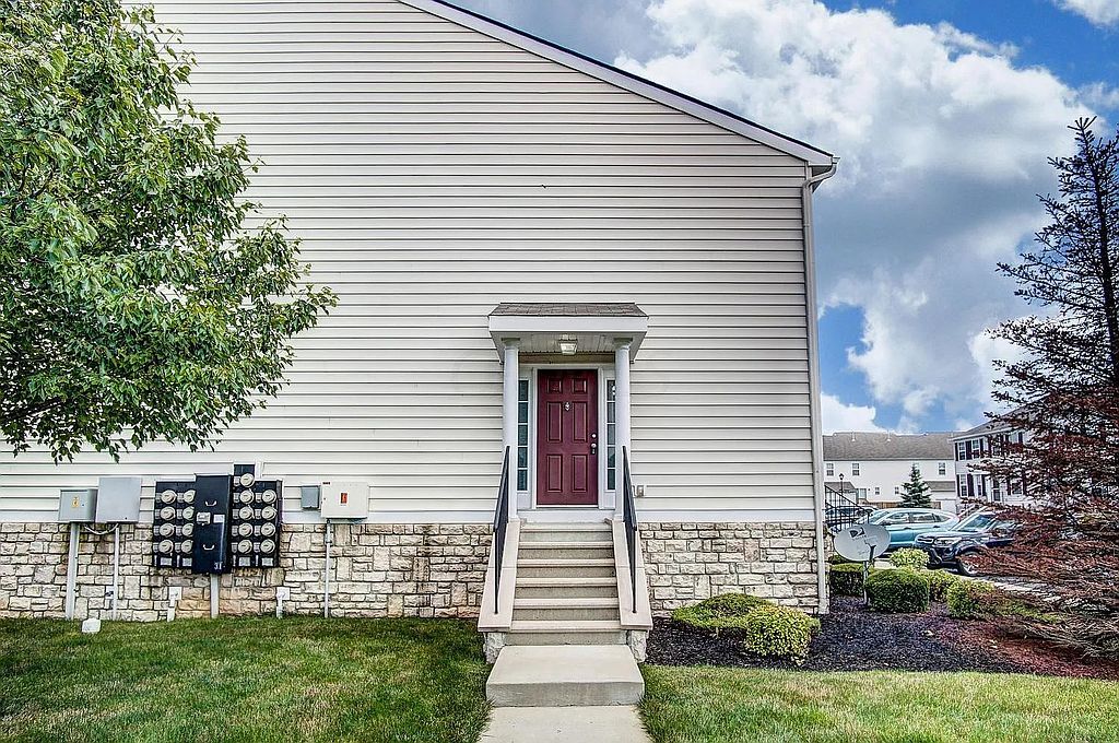 Real estate listing image