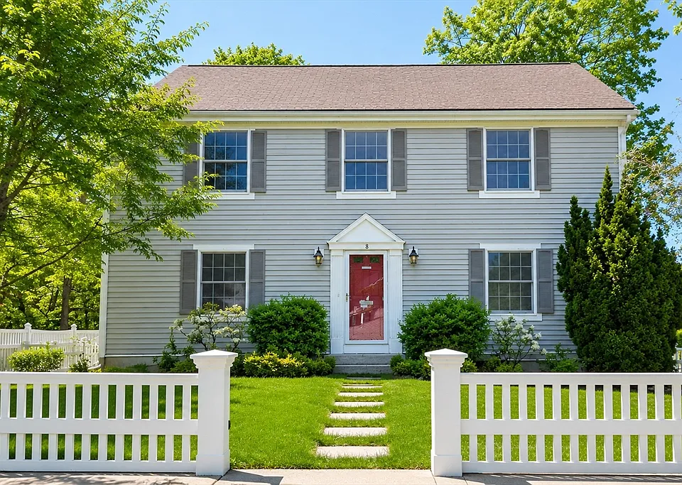 8 Baker Ave
