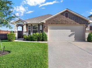 8824 Voyager Dr, Texas City, TX 77591