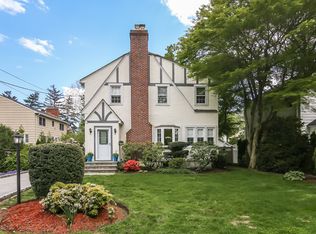 152 Webster Rd, Scarsdale, NY 10583