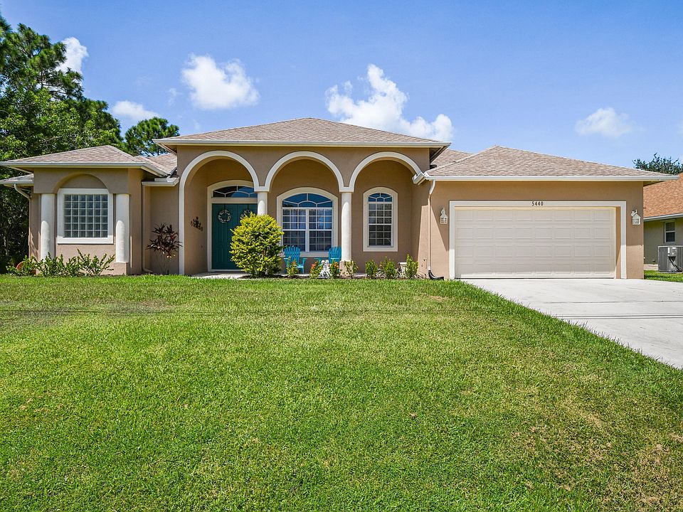 1st image of 5440 NW Arrowhead Terrace