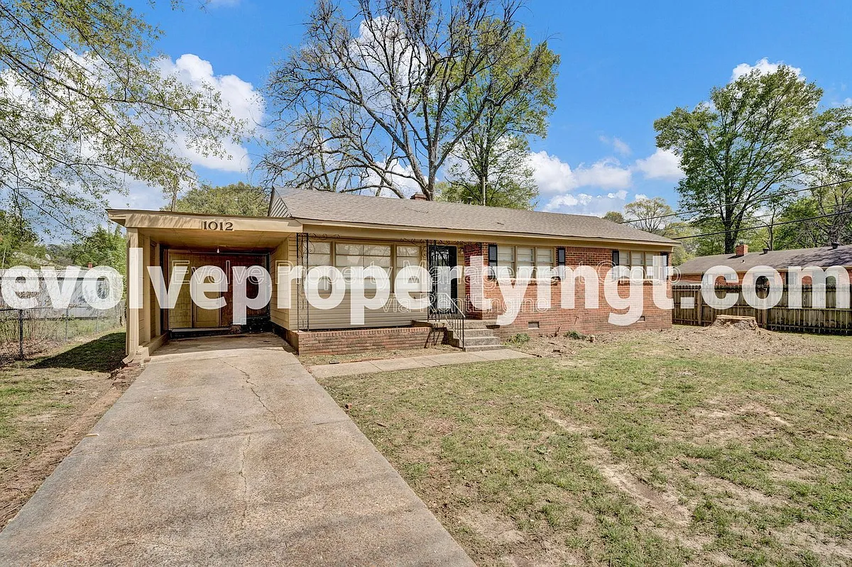 Building Photo - 1012 Mount Moriah Rd