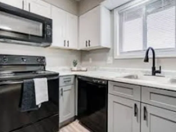 Fairfield Avenue, 3201 Fairfield Ave #3240452AE, Fort Wayne, IN 46807