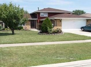 8041 Odell Ave, Bridgeview, IL 60455