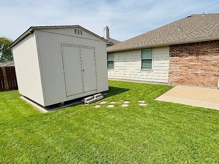 1007 Chilton Dr — Photo 39