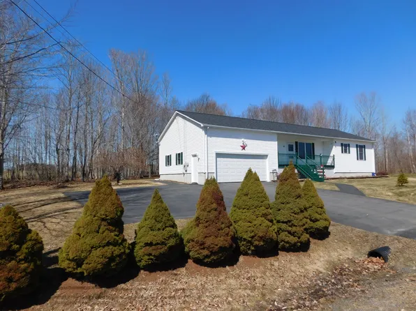 10 Bruce Road, Corinth, ME 04427