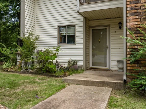 101 Pine Forest Dr #E17, Maumelle, AR 72113
