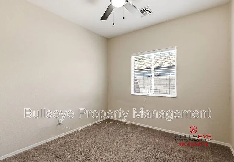 3736 E Woodside Way — Photo 15