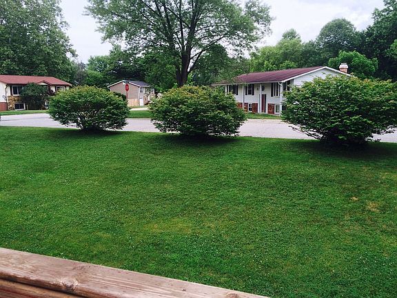 5th image of 730 N Chandler Dr