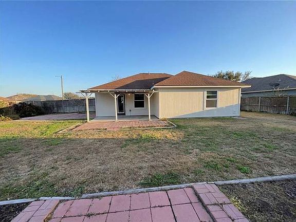5th image of 3201 Keltic Dr