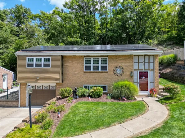 630 Millers Ln, Pittsburgh, PA 15239