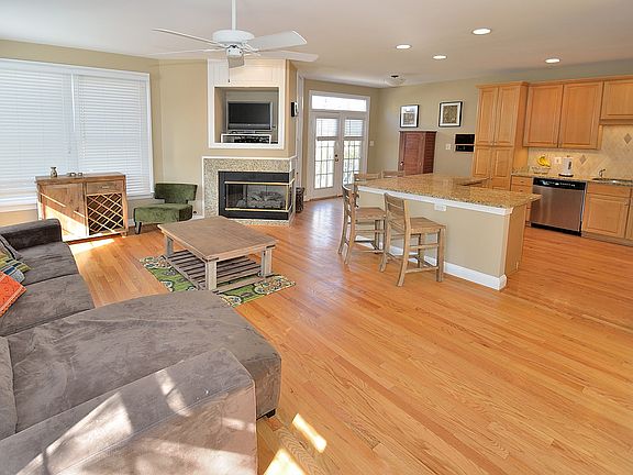 3rd image of 4172 Gov Yeardley Ln