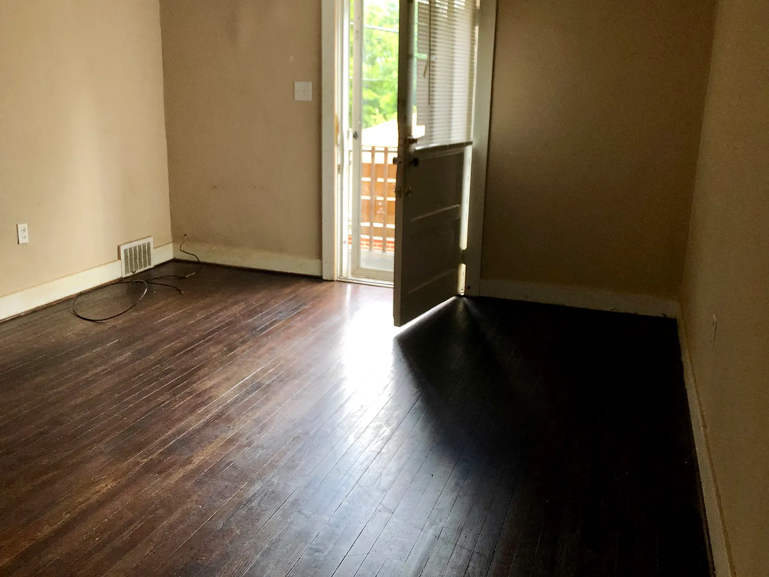 1517 Land Trust — Photo 2