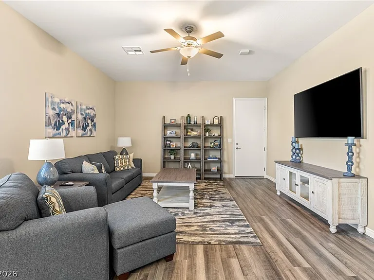 1133 Pandora Canyon St — Photo 33