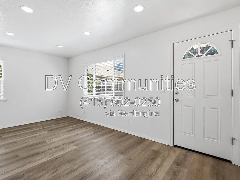47793 Harris St — Photo 6