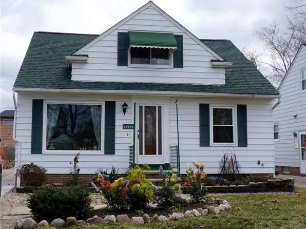 29008 Norman Ave, Wickliffe, OH 44092