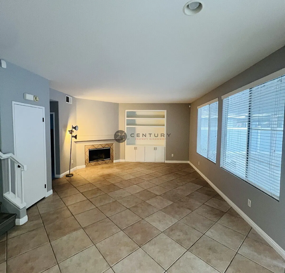 Remodeled Horsethief Canyon Ranch Pool Home — Photo 4