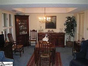 3rd image of 141 Inglewood Way