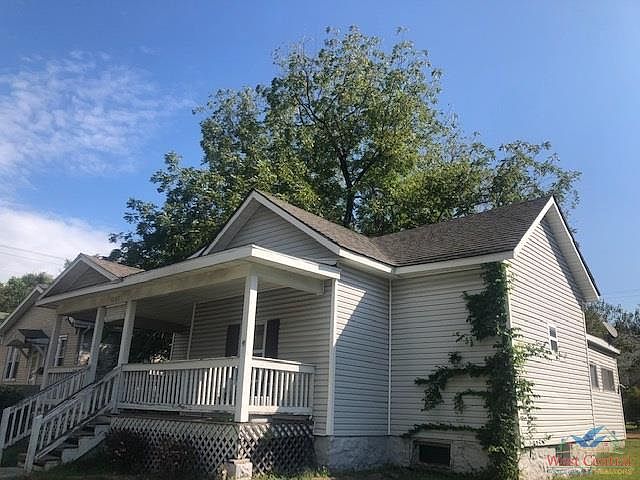 2nd image of 1107 S Osage Ave