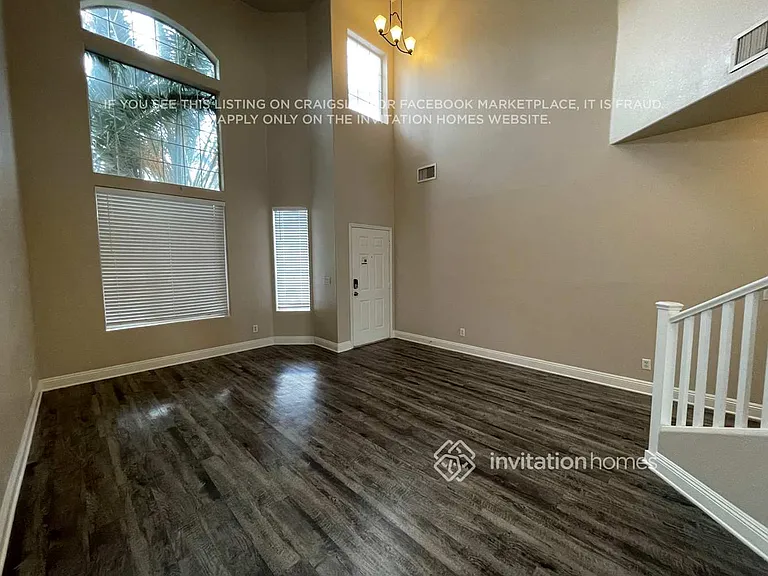 5201 Wapiti Point Ct — Photo 2