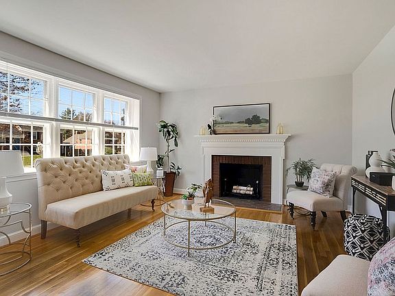 Large windows in living rm