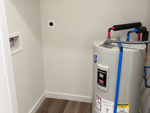 2nd image of 168 Rosa Parks Blvd Floor 2