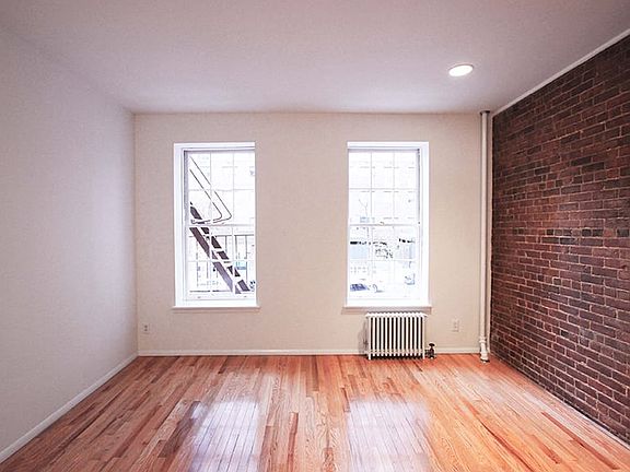 4th image of 233 E 96th St APT 2FW